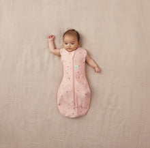 Cocoon Swaddle 1.0 Tog Daisies